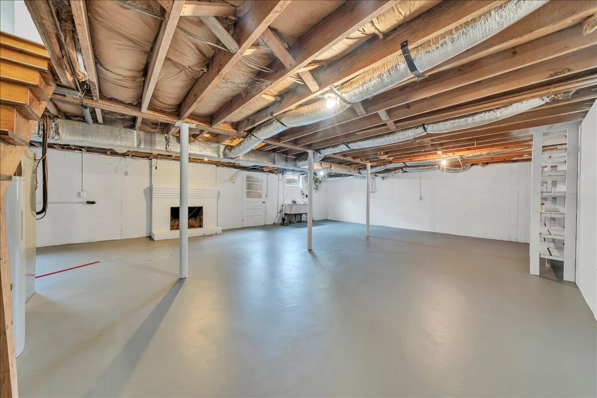 144 Maple AVE - Photo 39