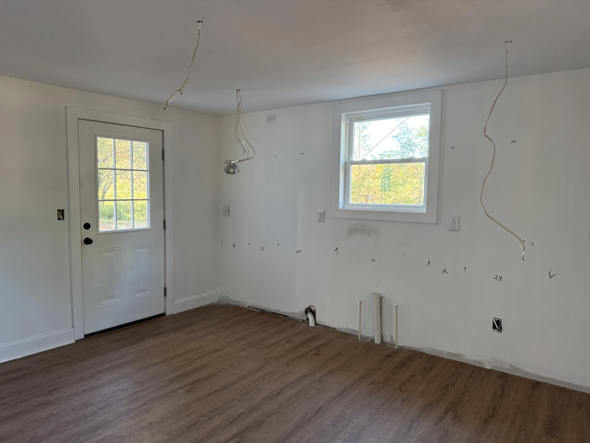 428 10th ST - Photo 11