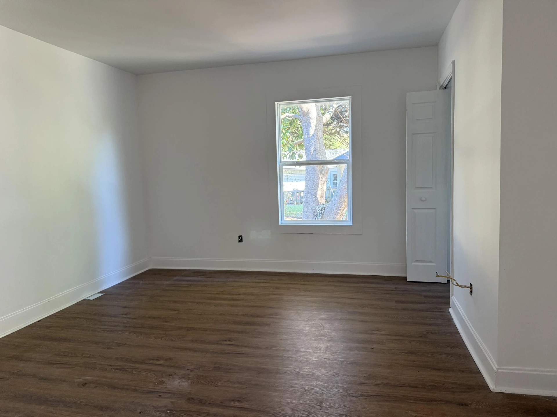 428 10th ST - Photo 16