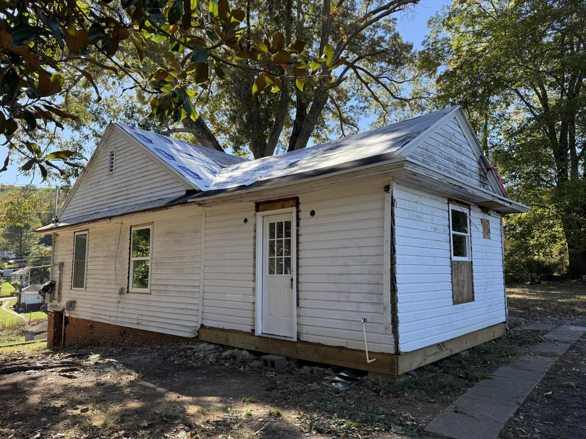 428 10th ST - Photo 8