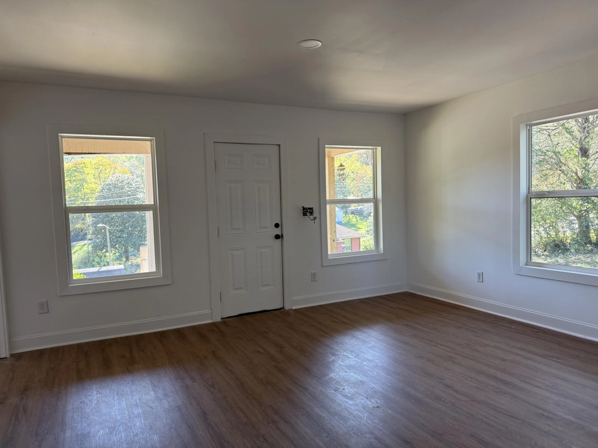 428 10th ST - Photo 9
