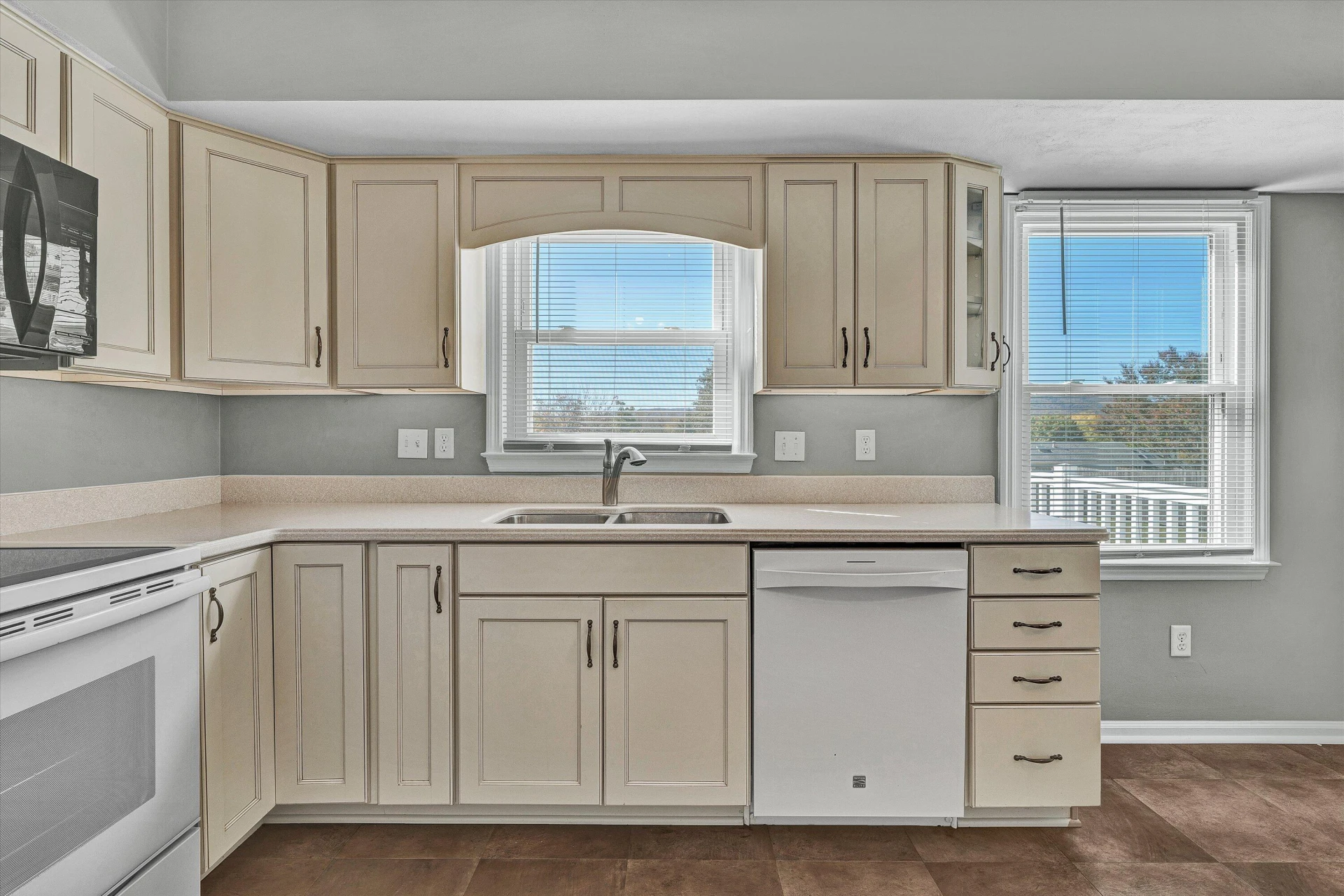 4872 Lantern ST - Photo 13