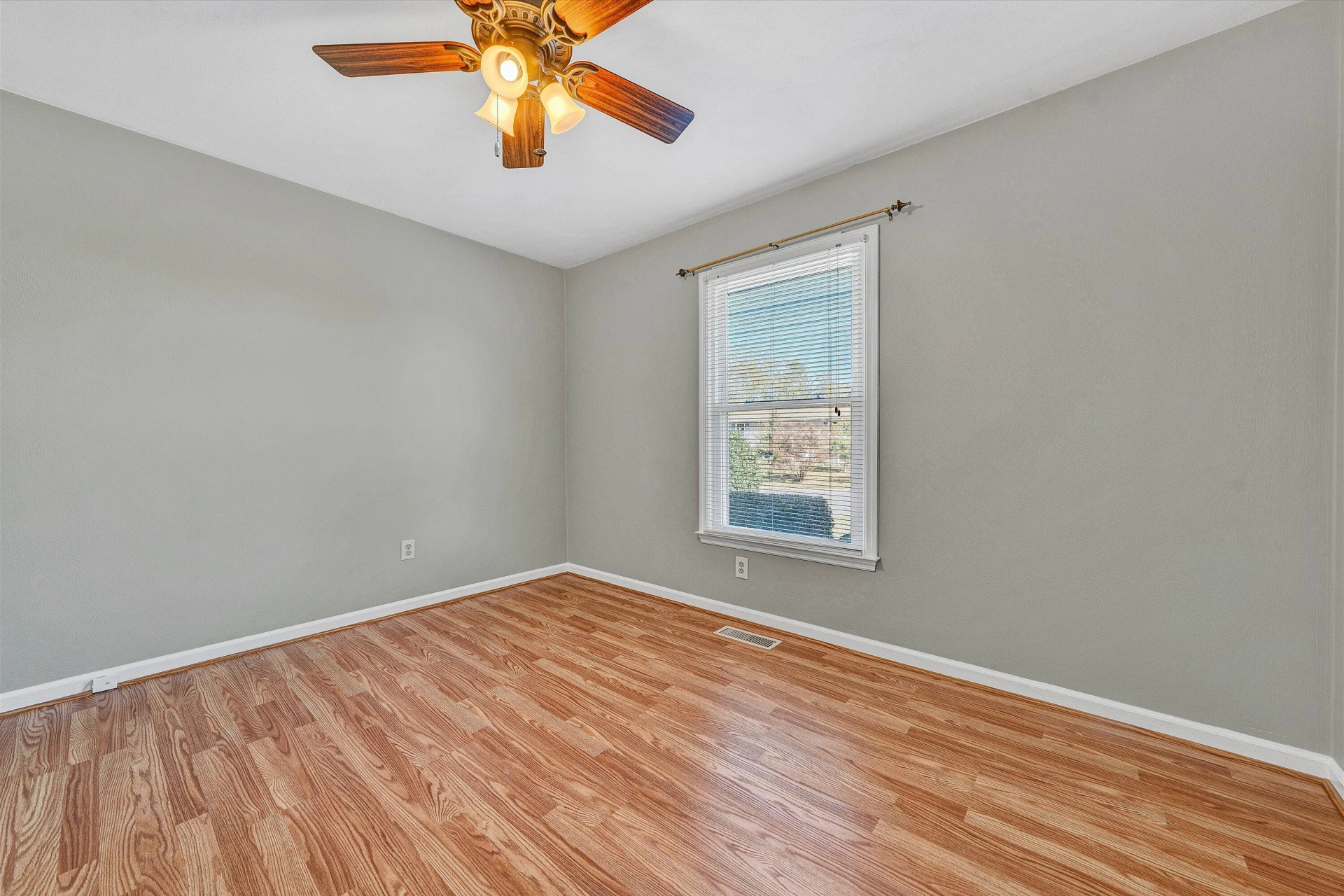 4872 Lantern ST - Photo 19