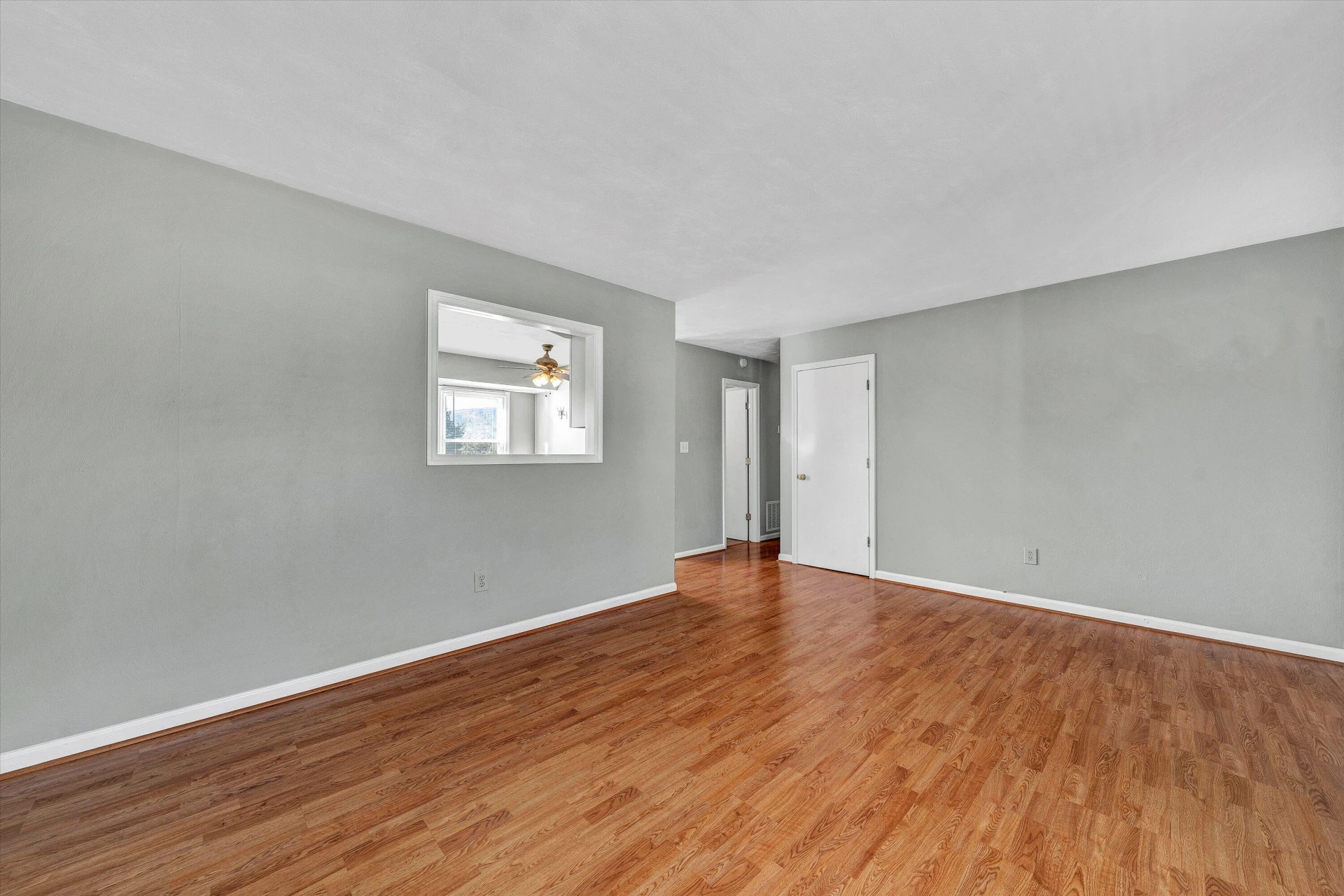 4872 Lantern ST - Photo 8