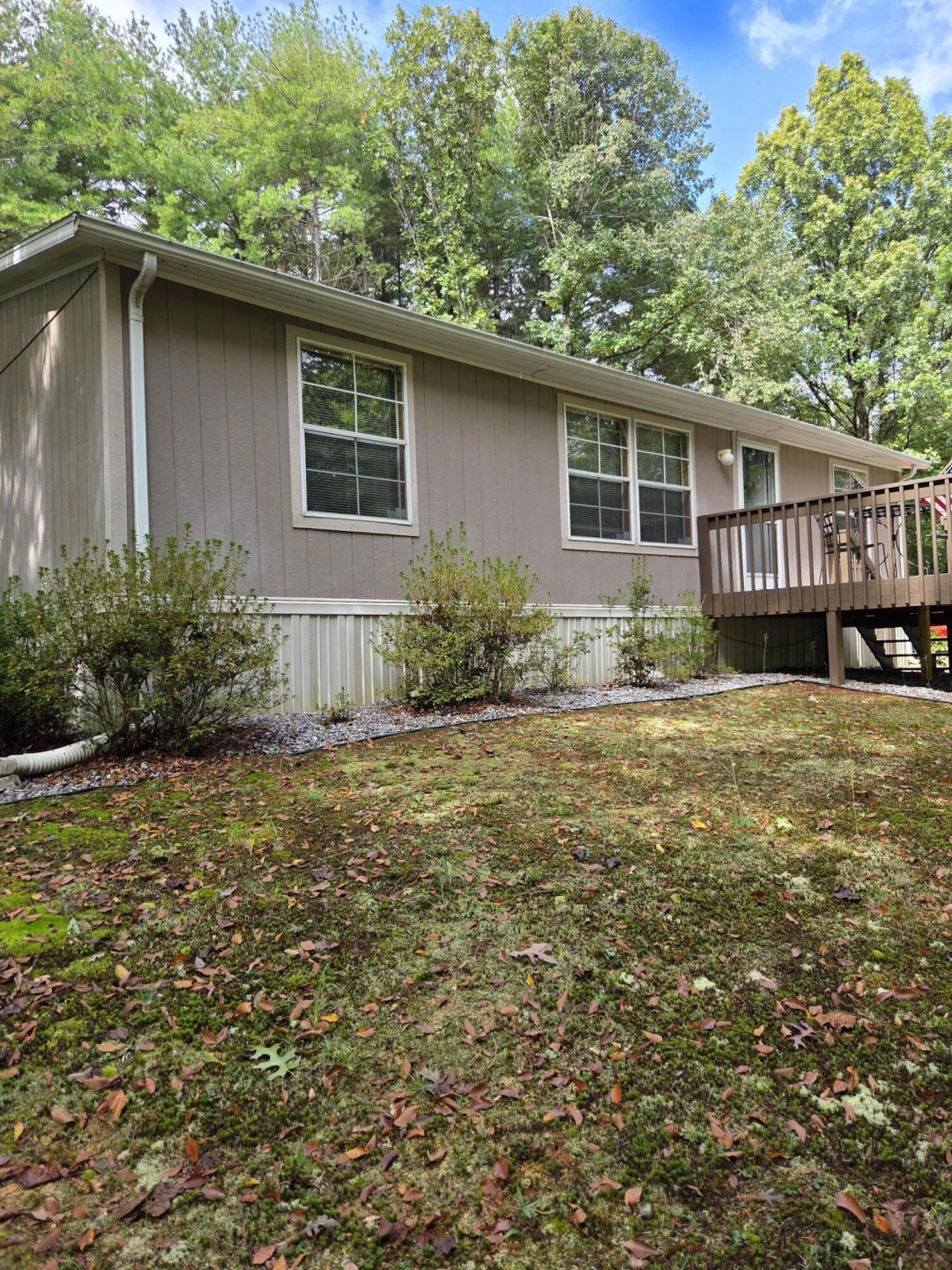 2031 Lone Ivy RD - Photo 11