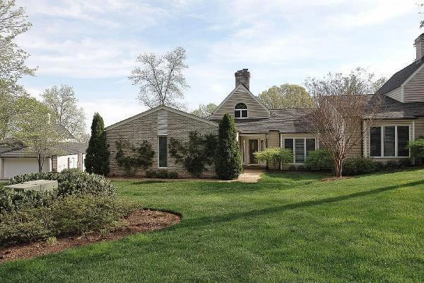 160 Island Green DR #8 - Photo 3