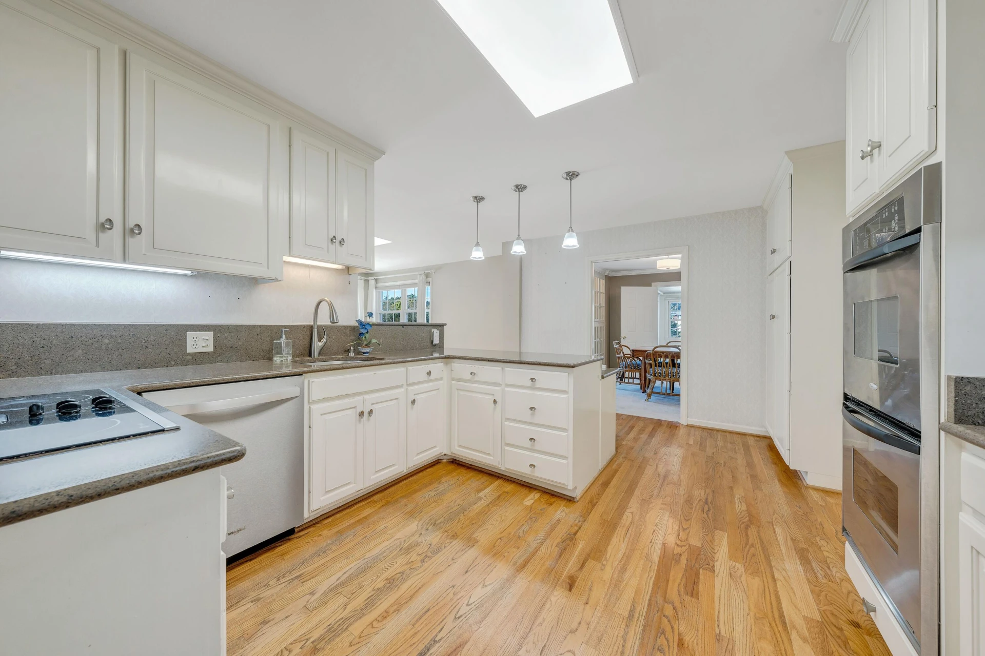1515 Deyerle RD SW #& 1501 - Photo 19