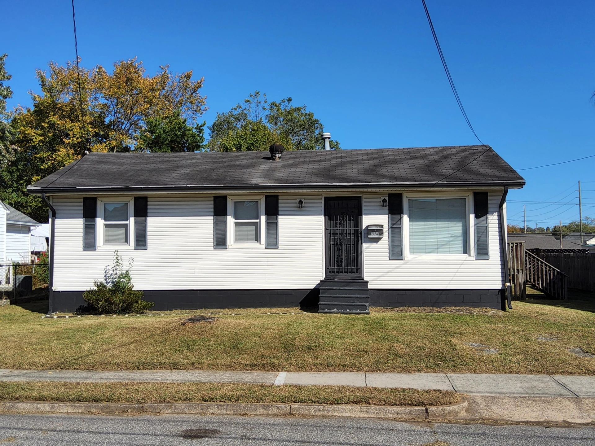 314 White ST