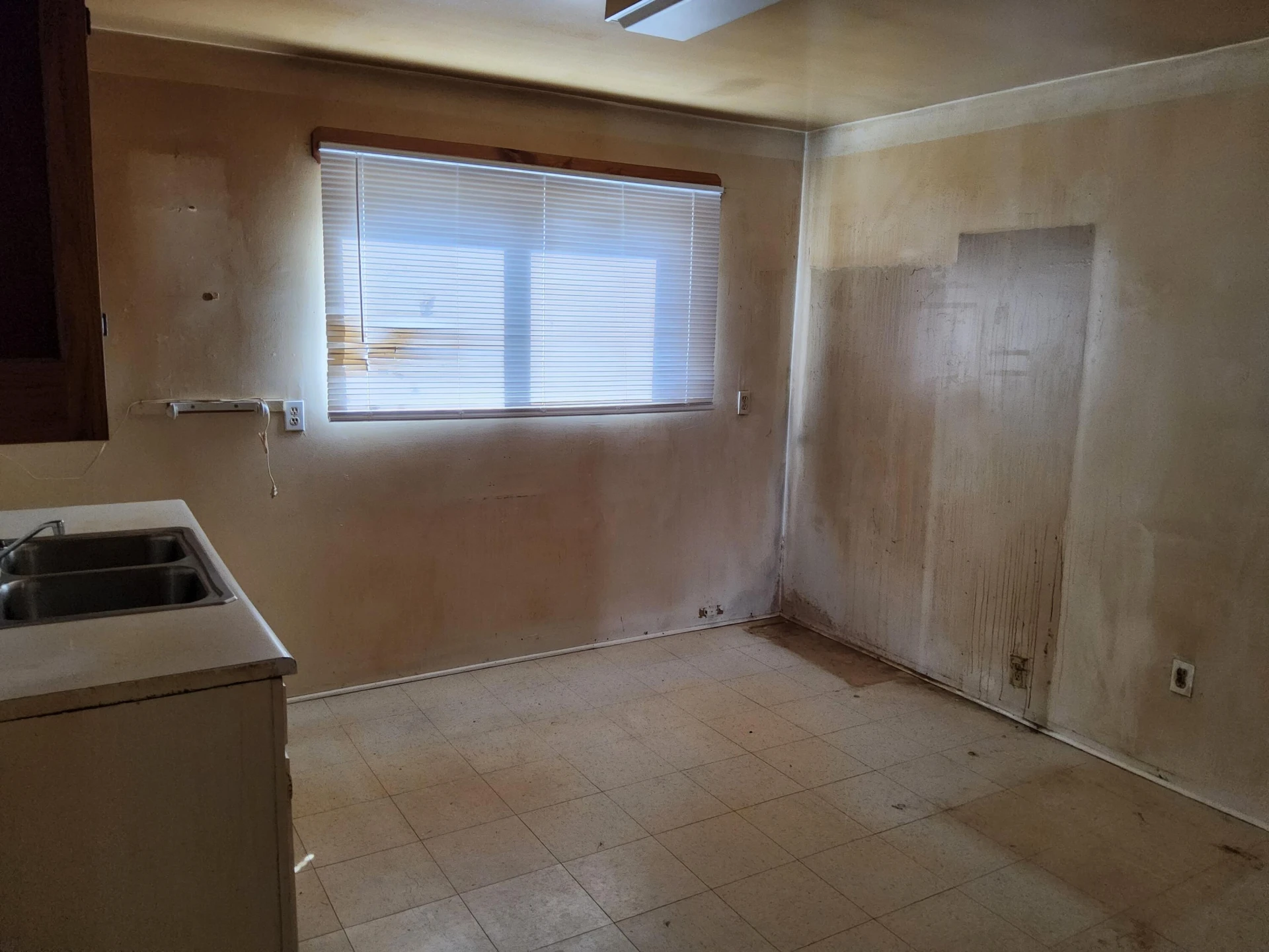 314 White ST - Photo 8