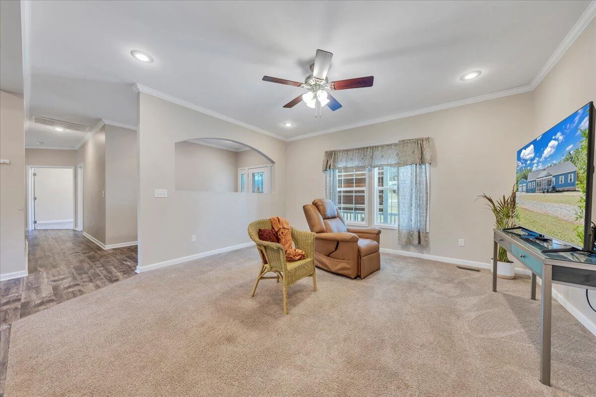 514 Oakshire LN - Photo 13