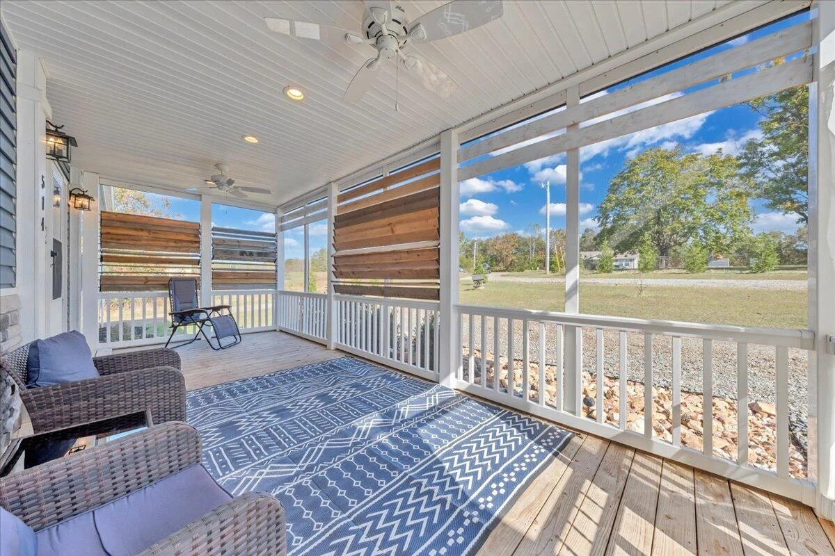 514 Oakshire LN - Photo 5