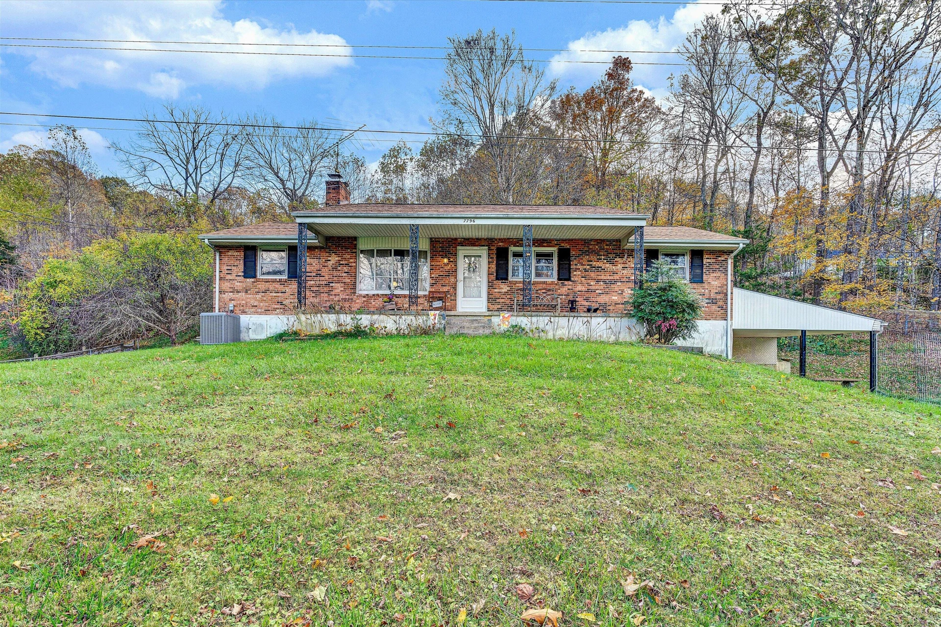 7796 Newport RD