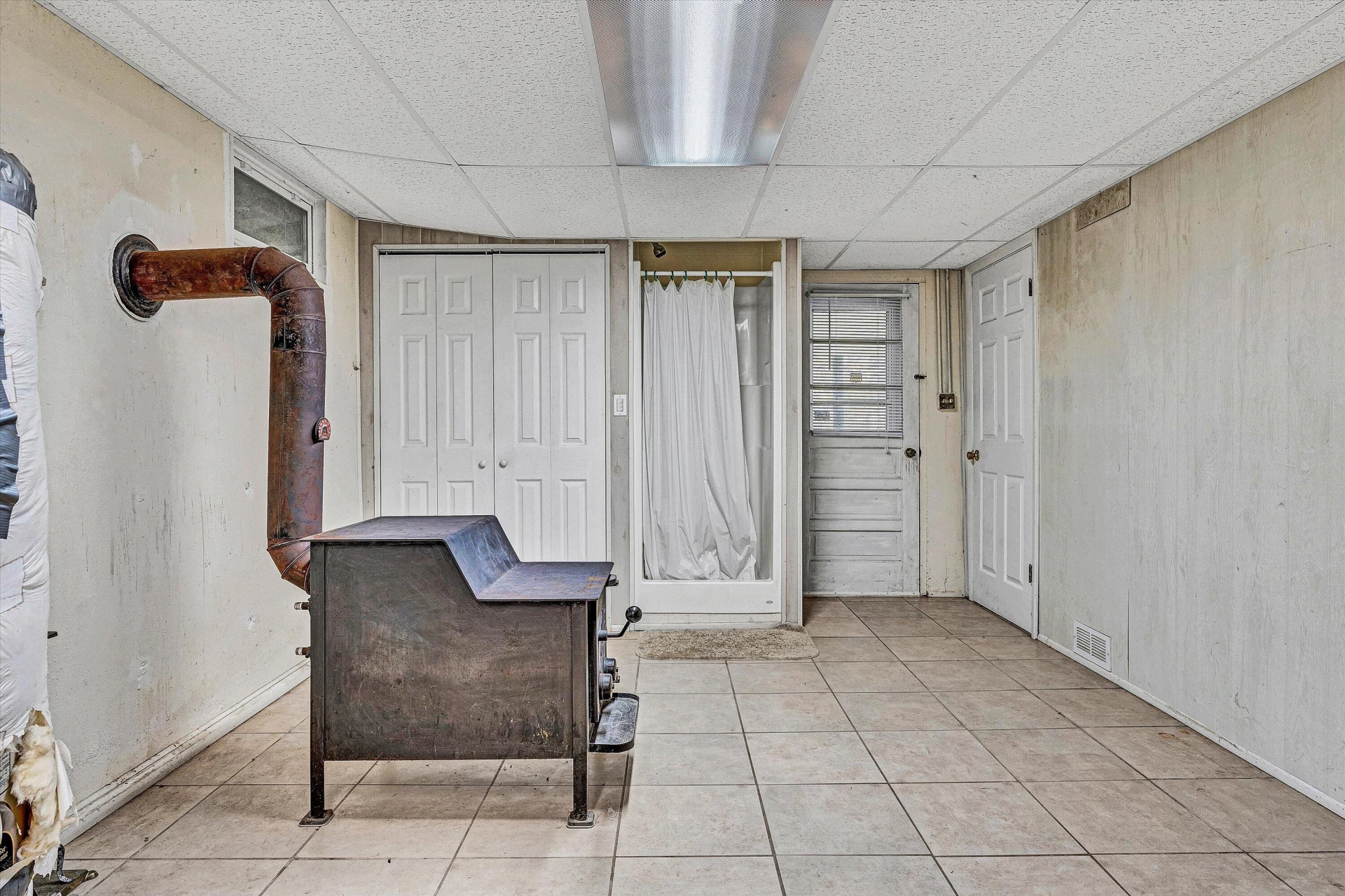 7796 Newport RD - Photo 36