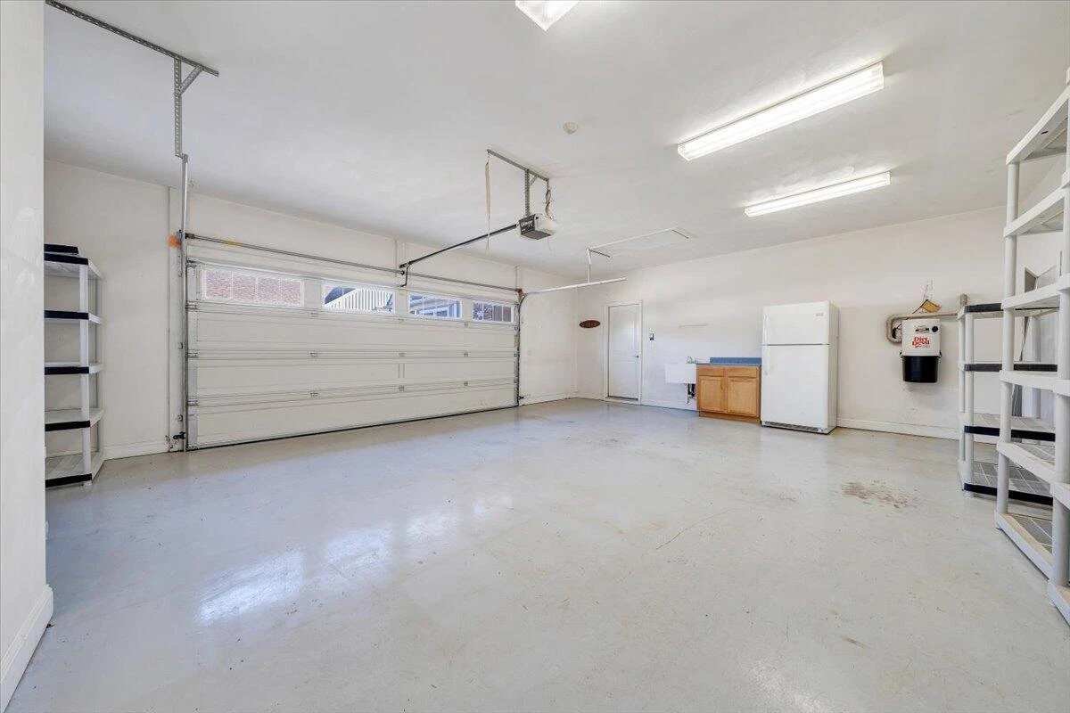 156 Altamira DR - Photo 31