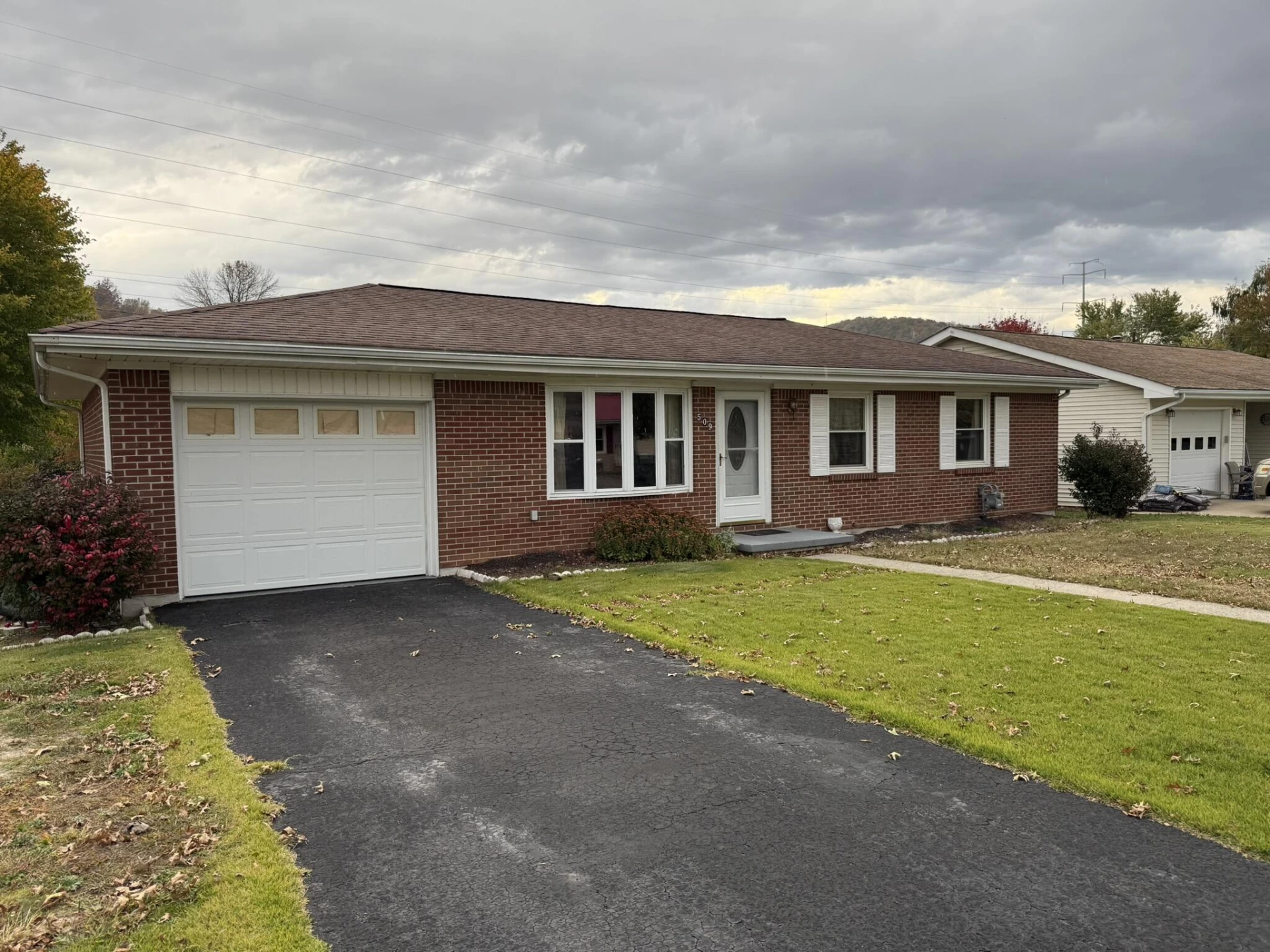 509 Brentwood DR