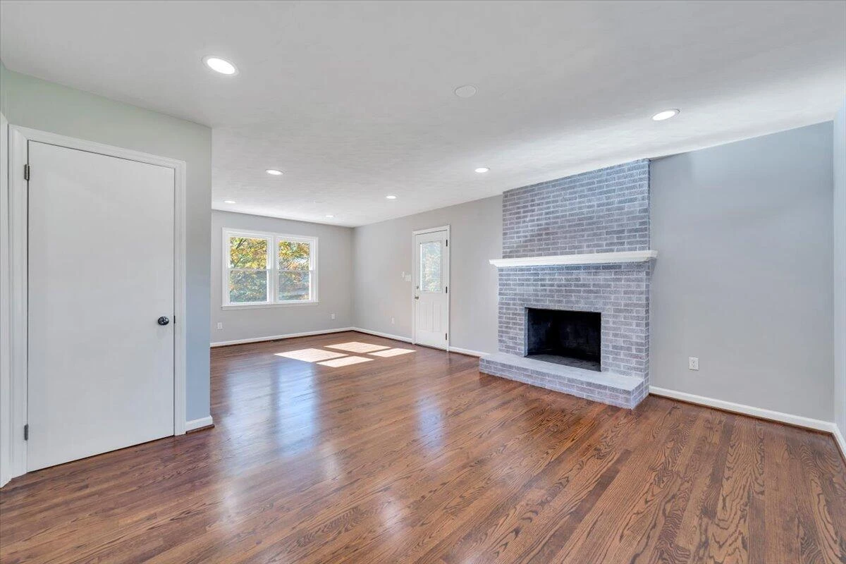 1175 3rd ST - Photo 17