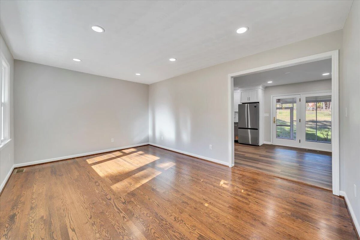 1175 3rd ST - Photo 2