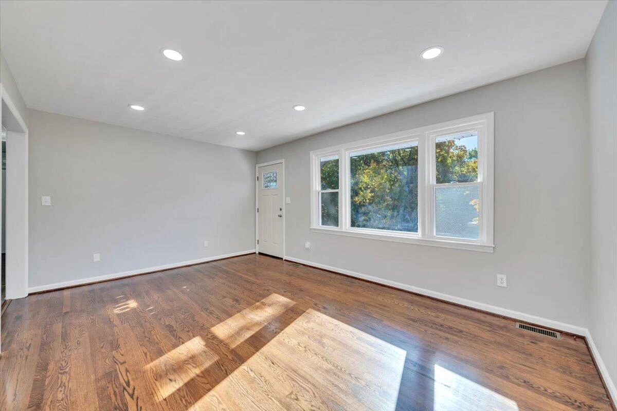 1175 3rd ST - Photo 5