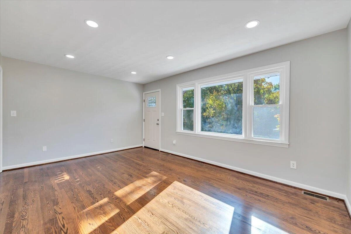 1175 3rd ST - Photo 6