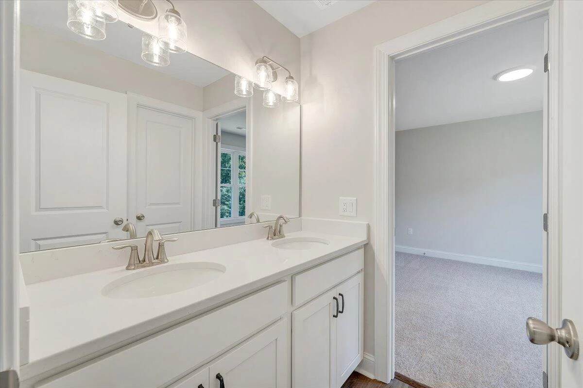 5923 Paddington CT - Photo 19