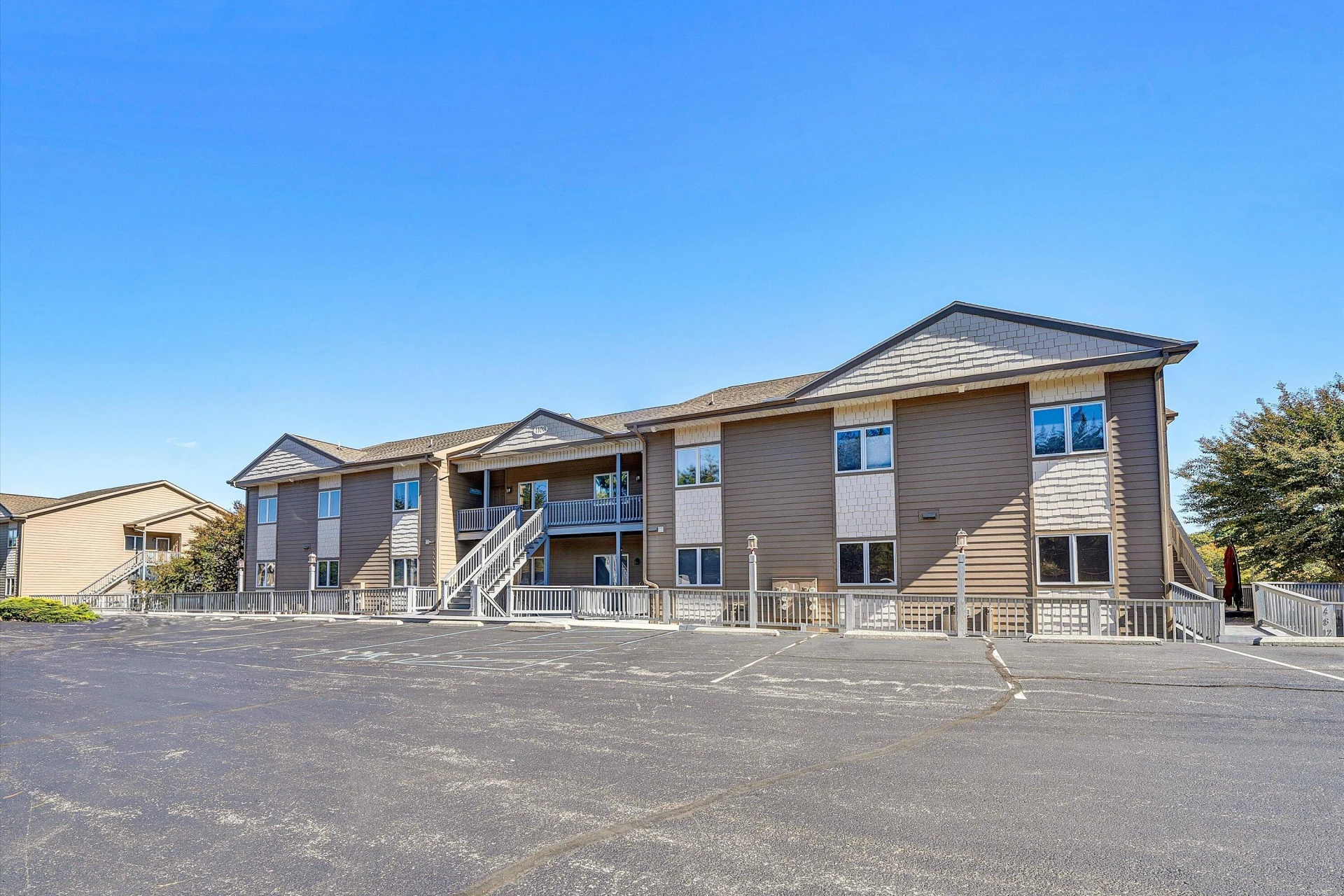 1103 Mariners WAY #1 - Photo 3