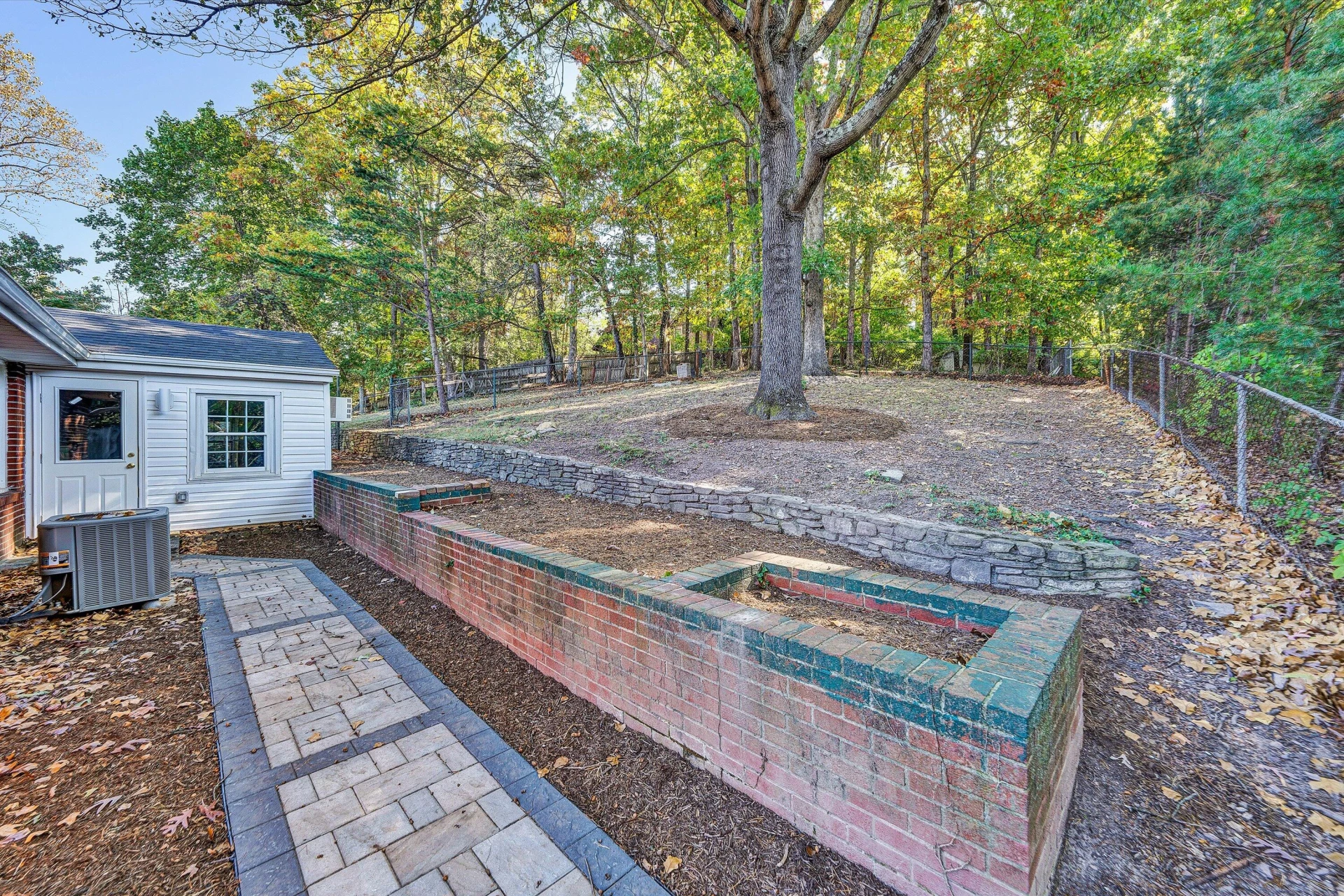 2920 Bluefield BLVD SW - Photo 25
