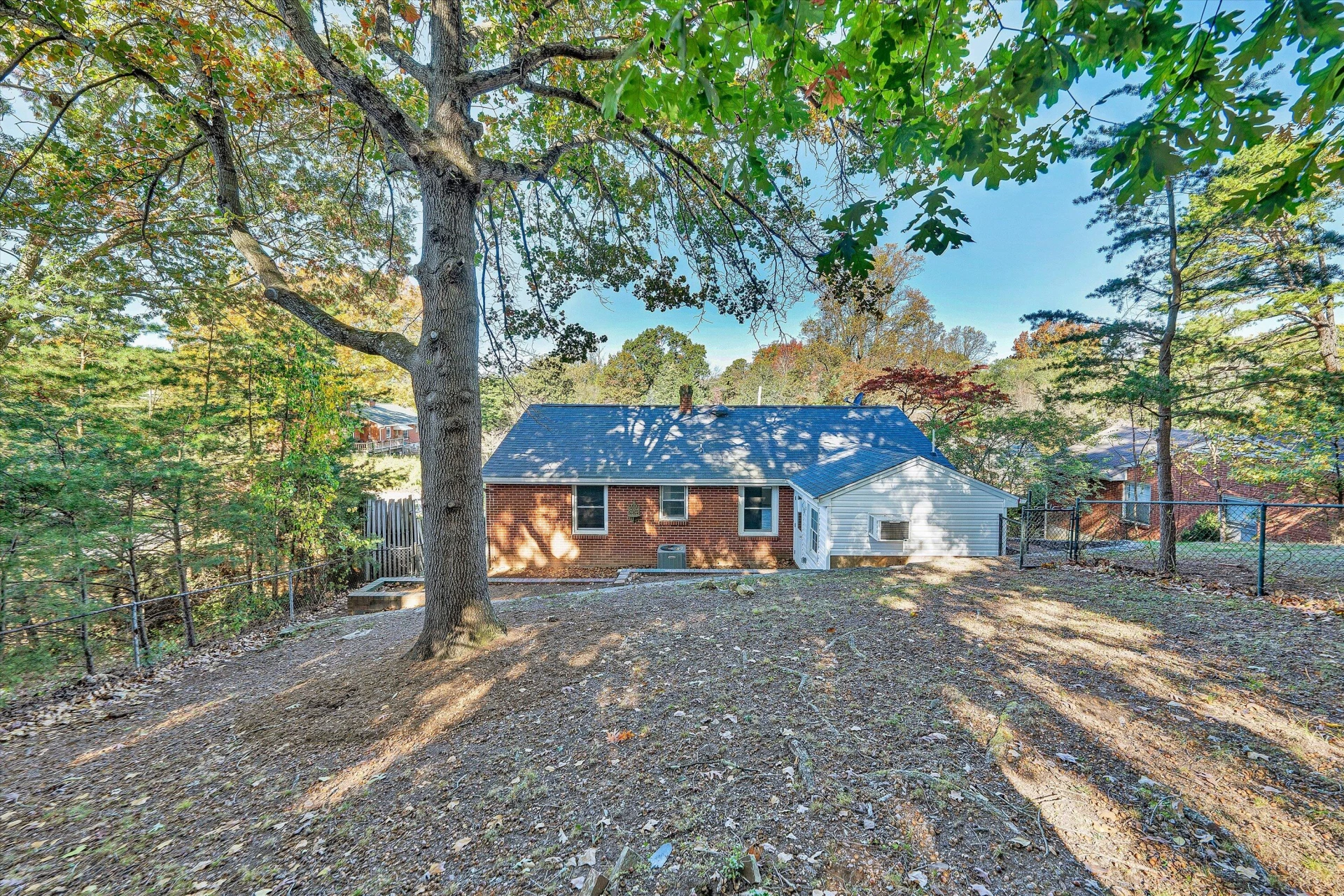 2920 Bluefield BLVD SW - Photo 26
