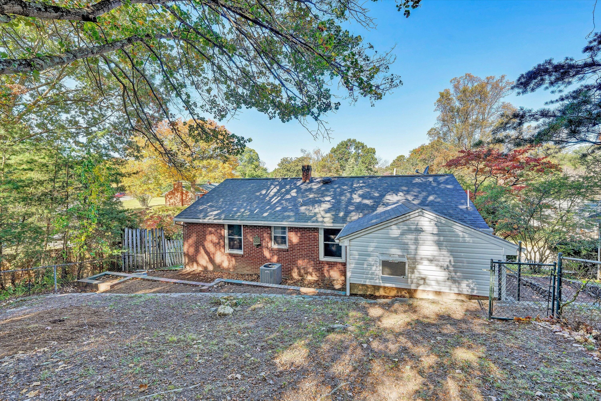 2920 Bluefield BLVD SW - Photo 27