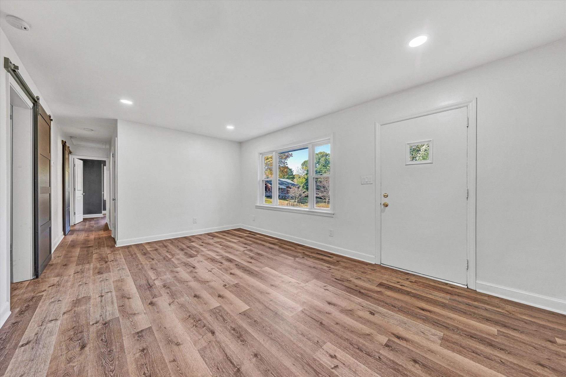 2920 Bluefield BLVD SW - Photo 7