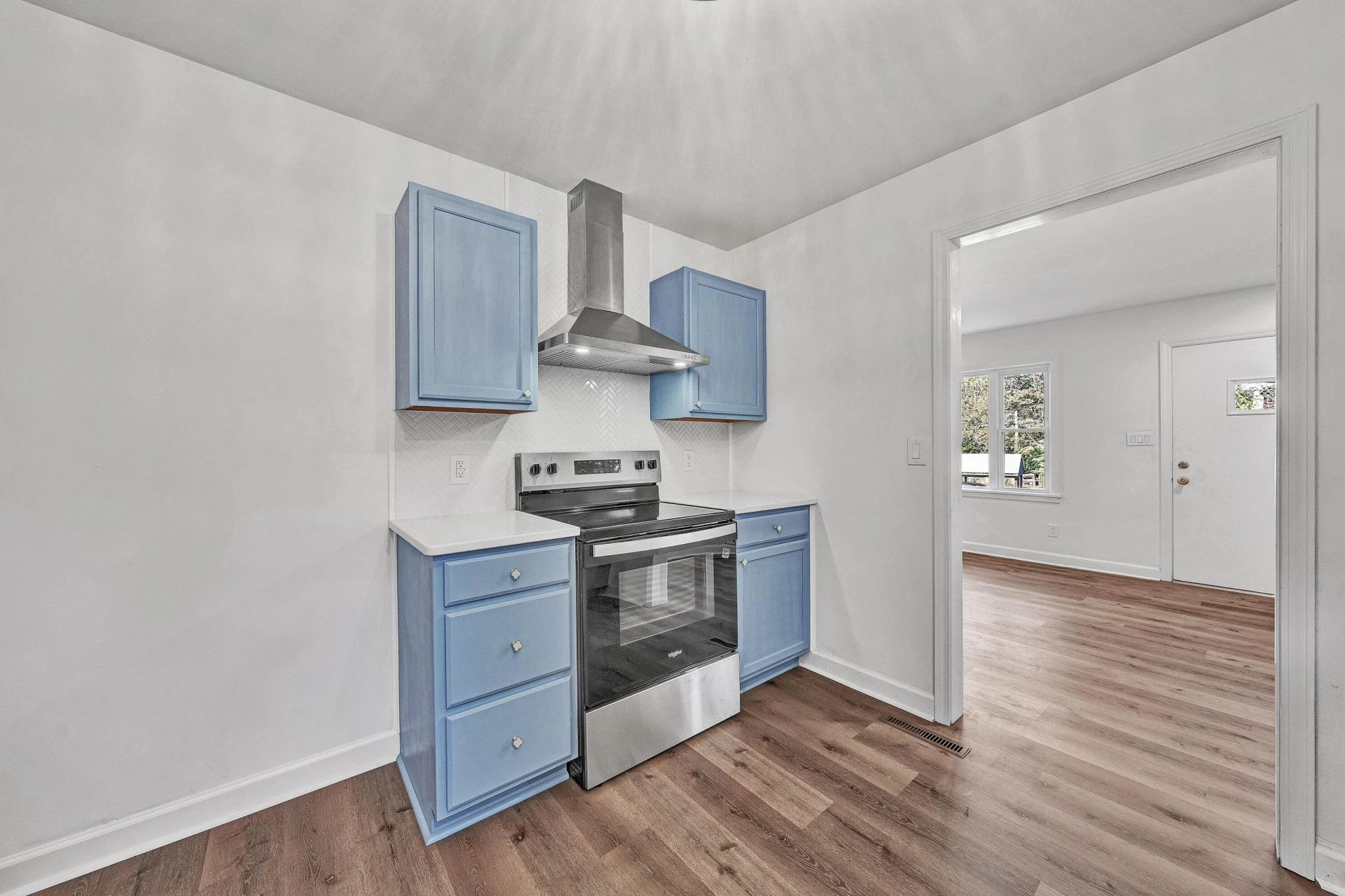 2920 Bluefield BLVD SW - Photo 10