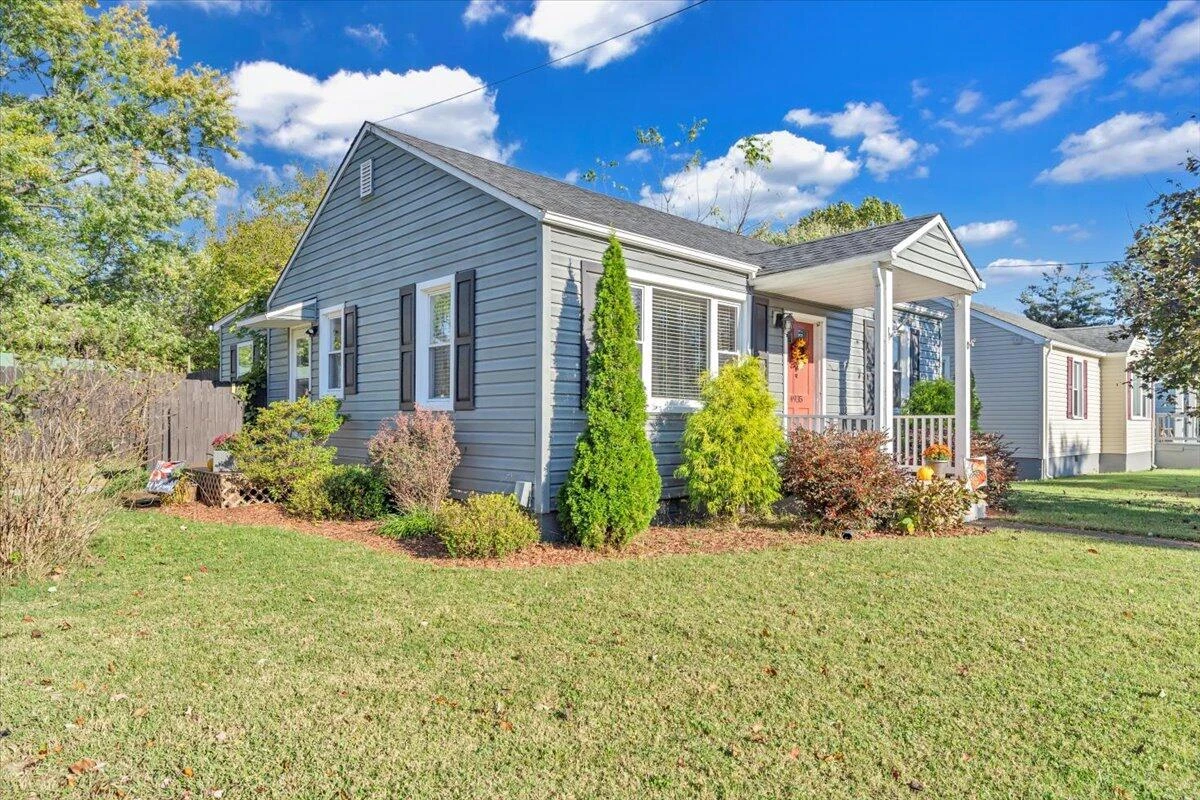 4935 Hubert RD NW - Photo 5