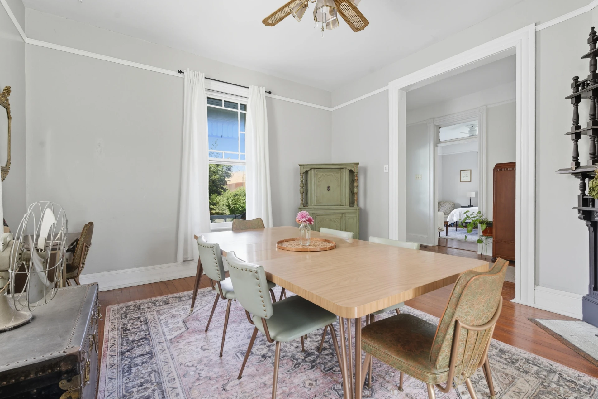1015 Jackson ST - Photo 11