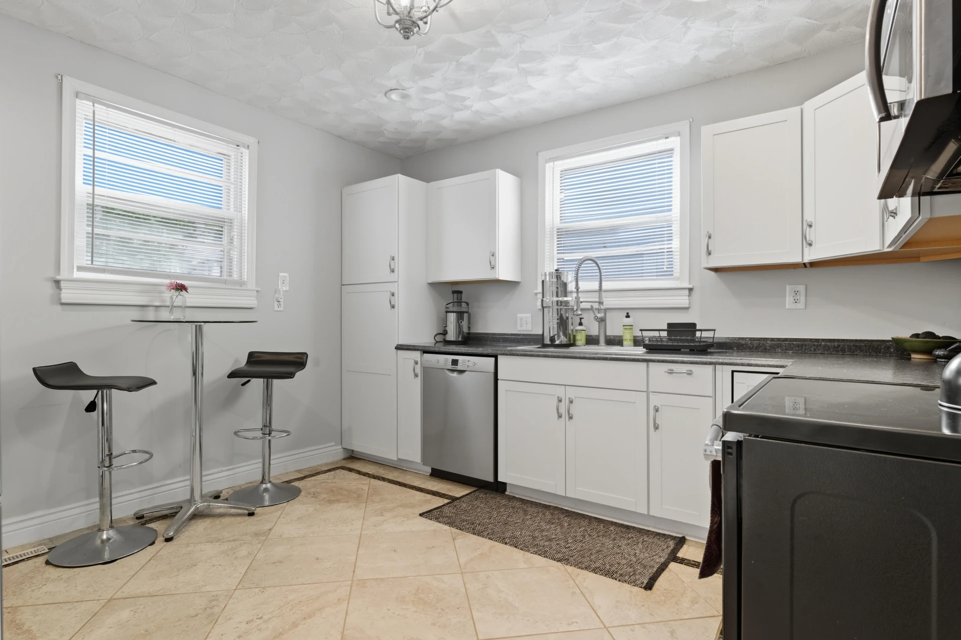1015 Jackson ST - Photo 18