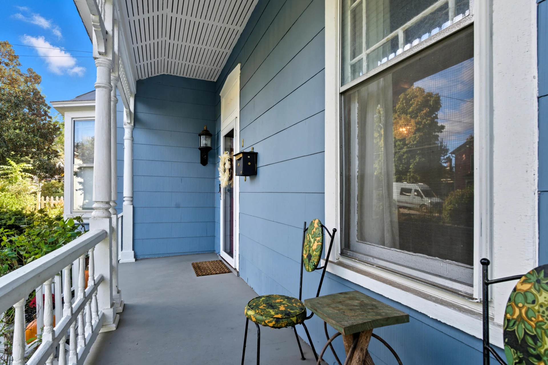 1015 Jackson ST - Photo 4