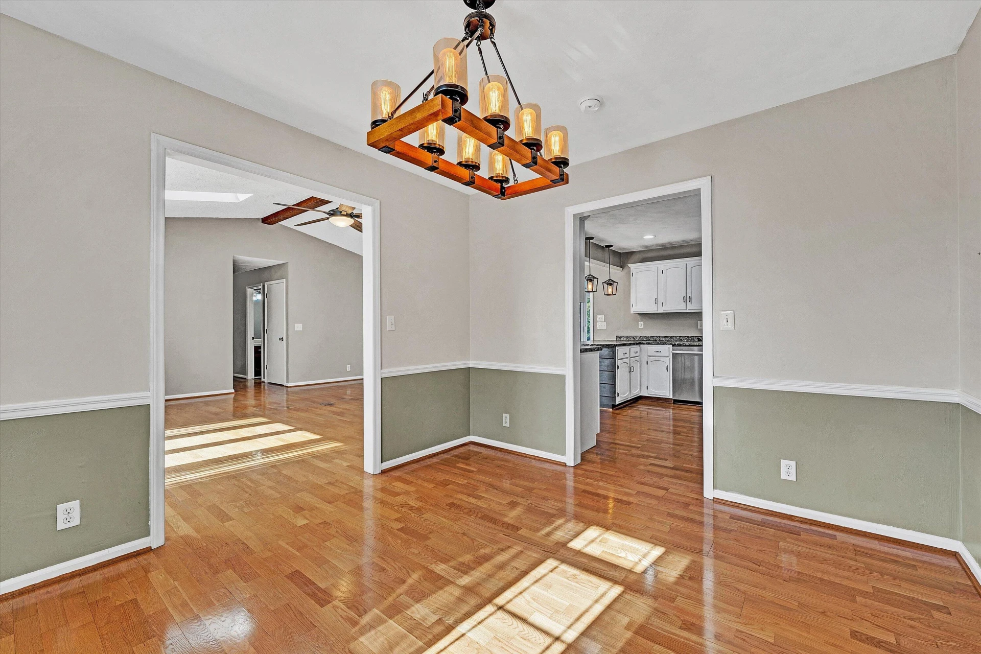 5068 JONATHAN LN - Photo 20