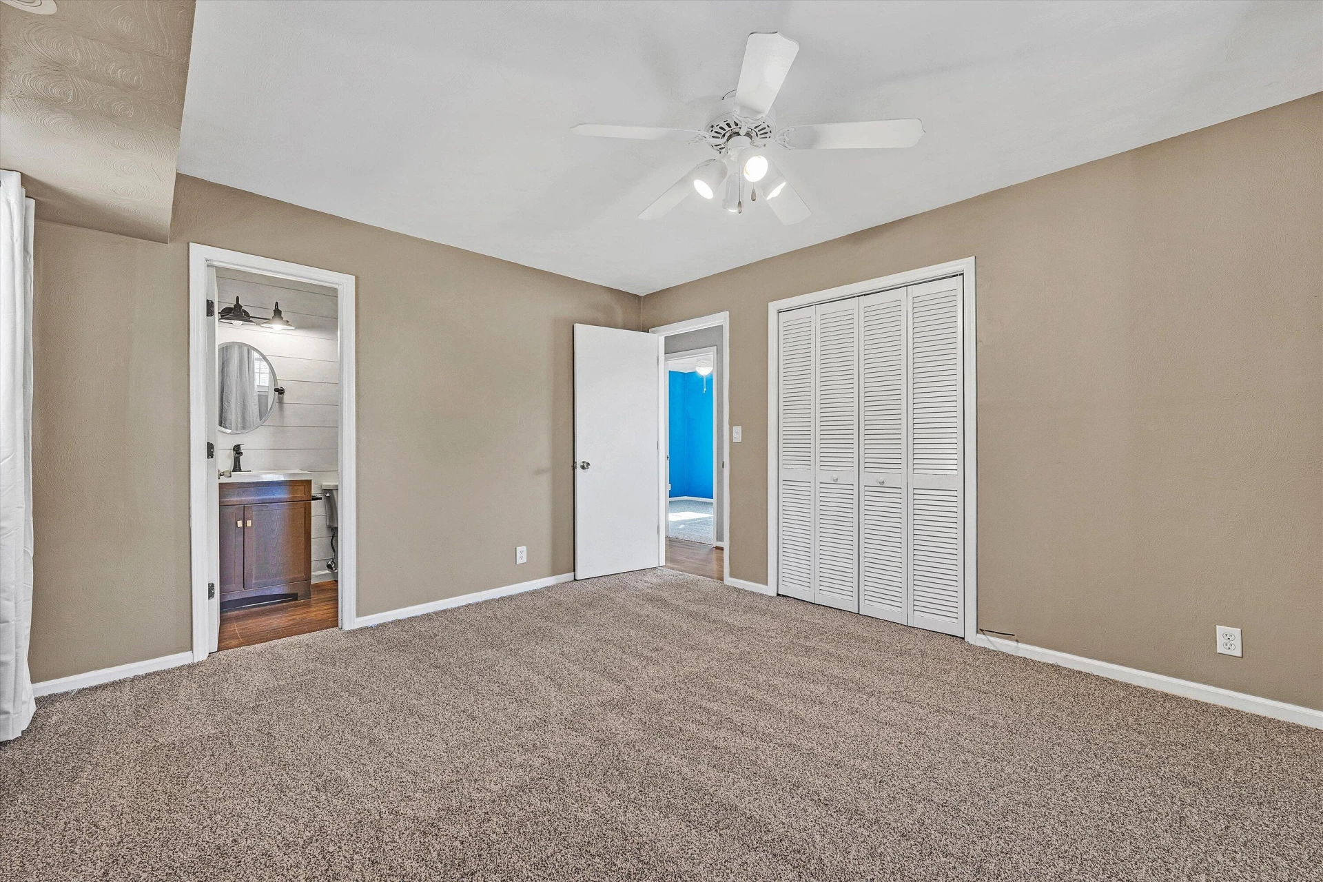 5068 JONATHAN LN - Photo 28