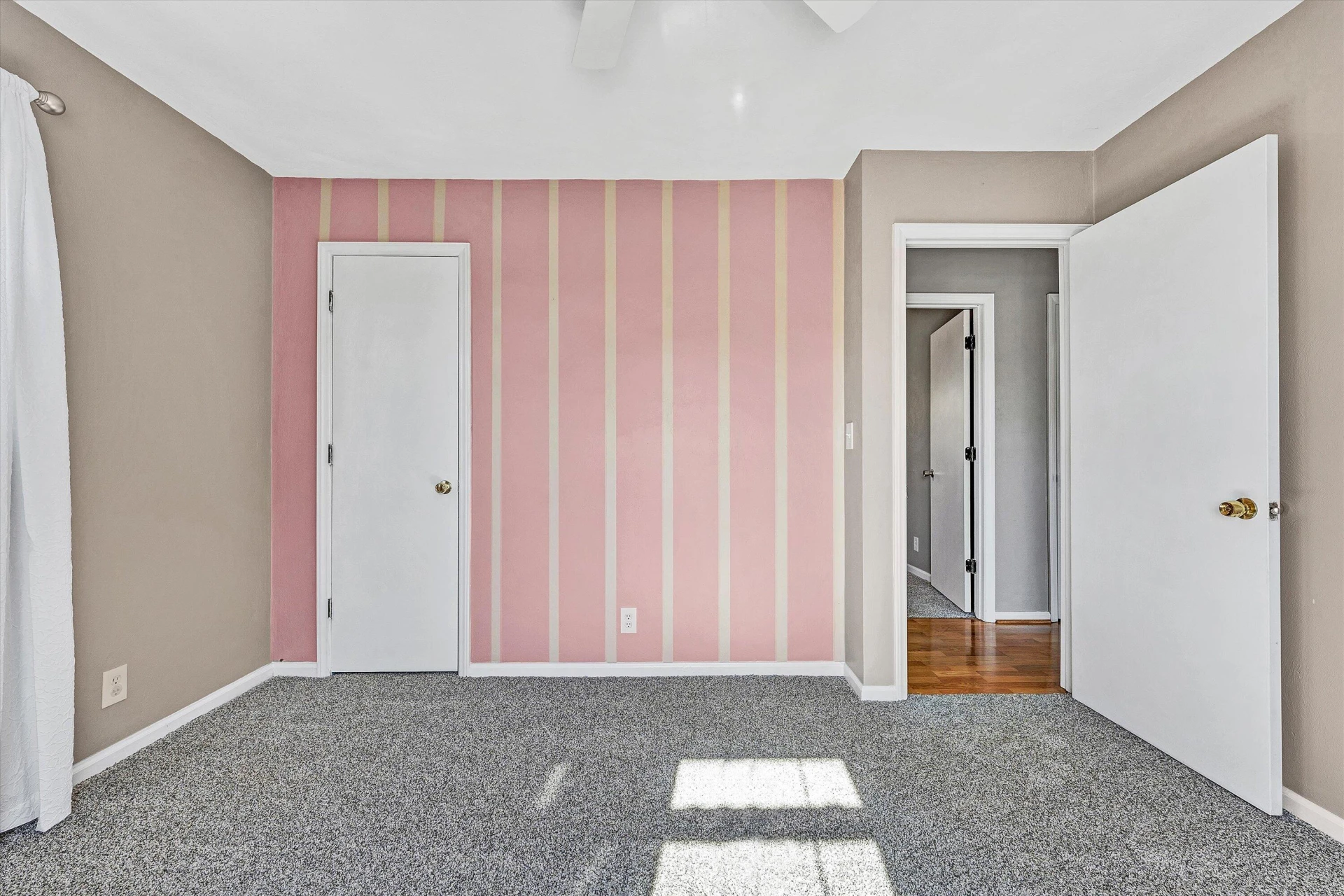 5068 JONATHAN LN - Photo 31