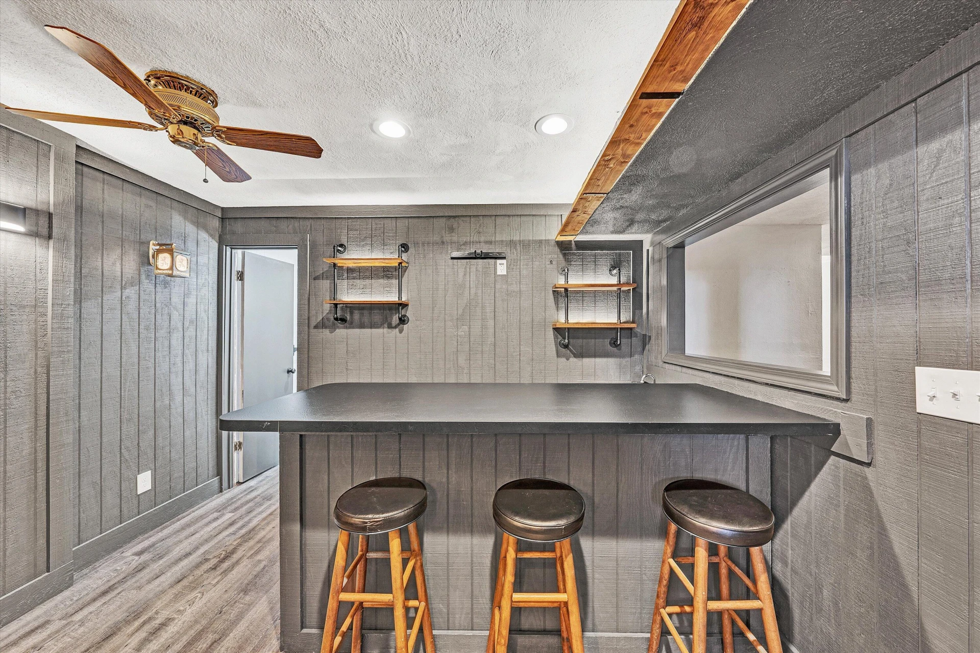 5068 JONATHAN LN - Photo 37