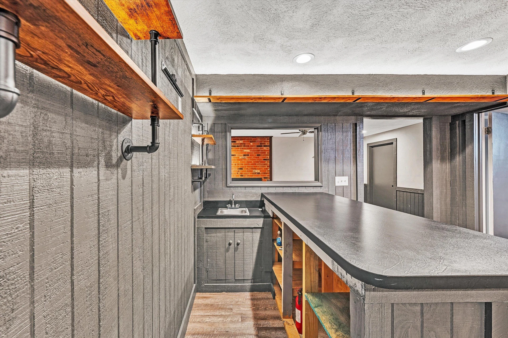 5068 JONATHAN LN - Photo 39