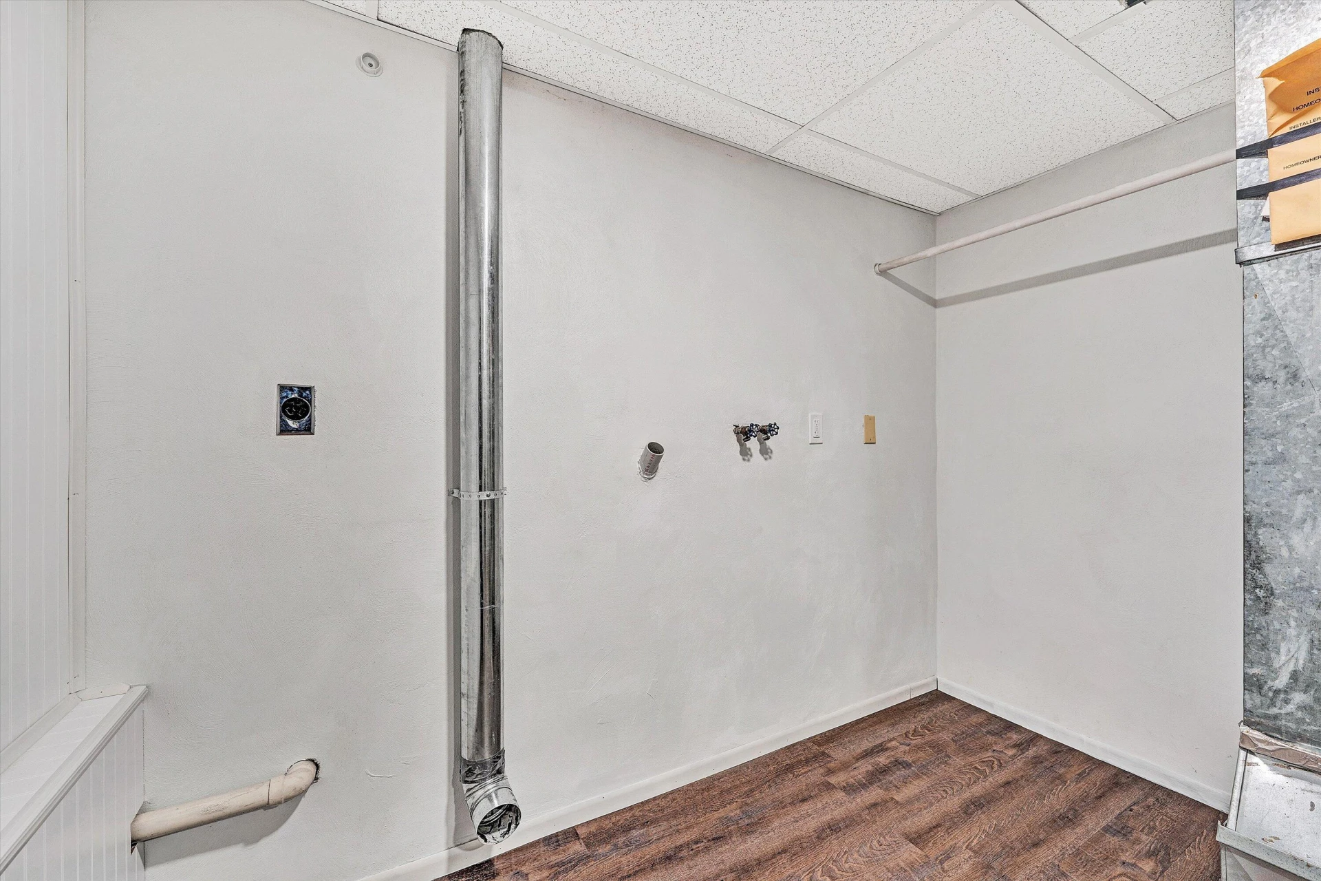 5068 JONATHAN LN - Photo 45