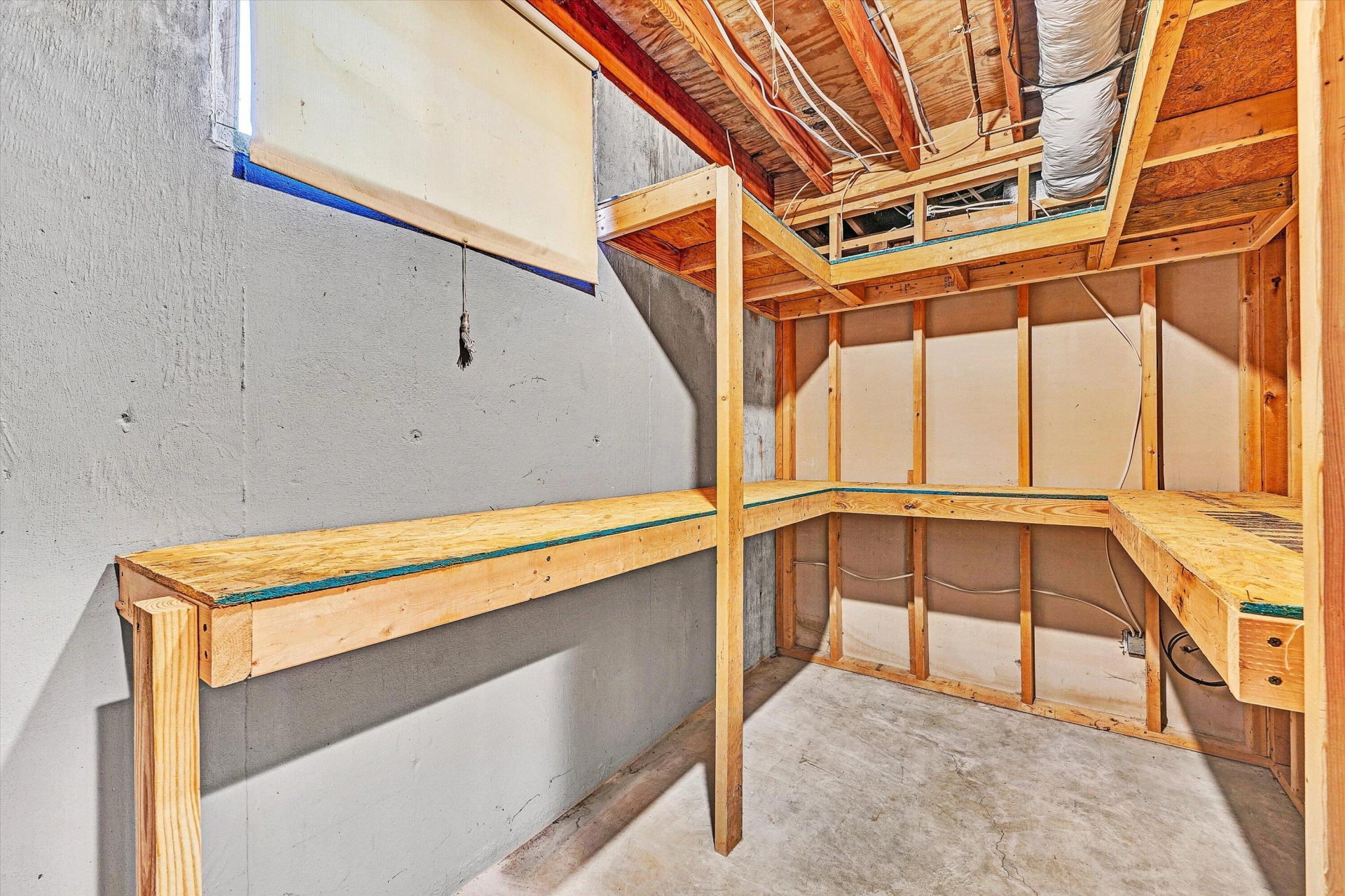 5068 JONATHAN LN - Photo 46