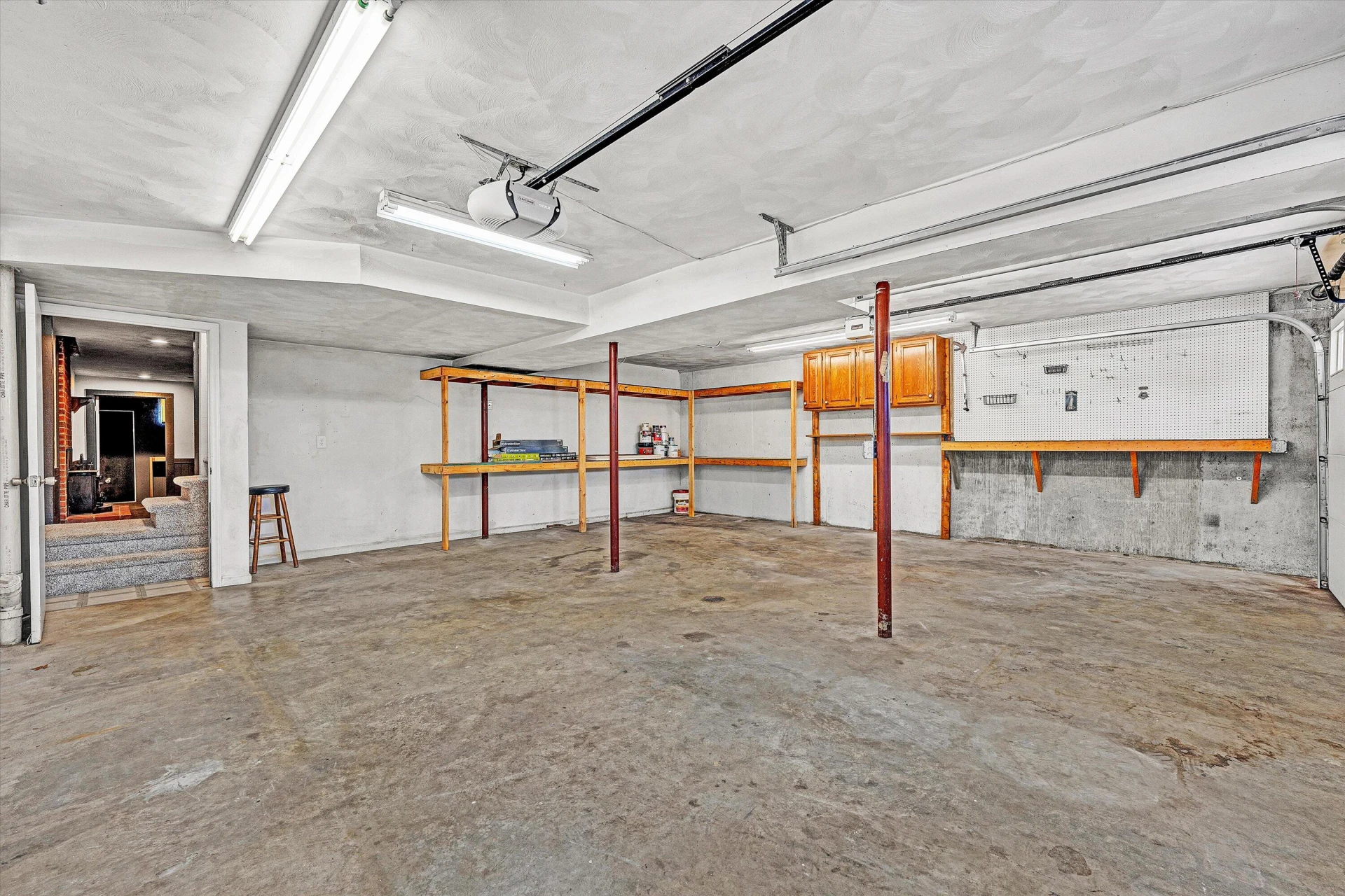 5068 JONATHAN LN - Photo 48
