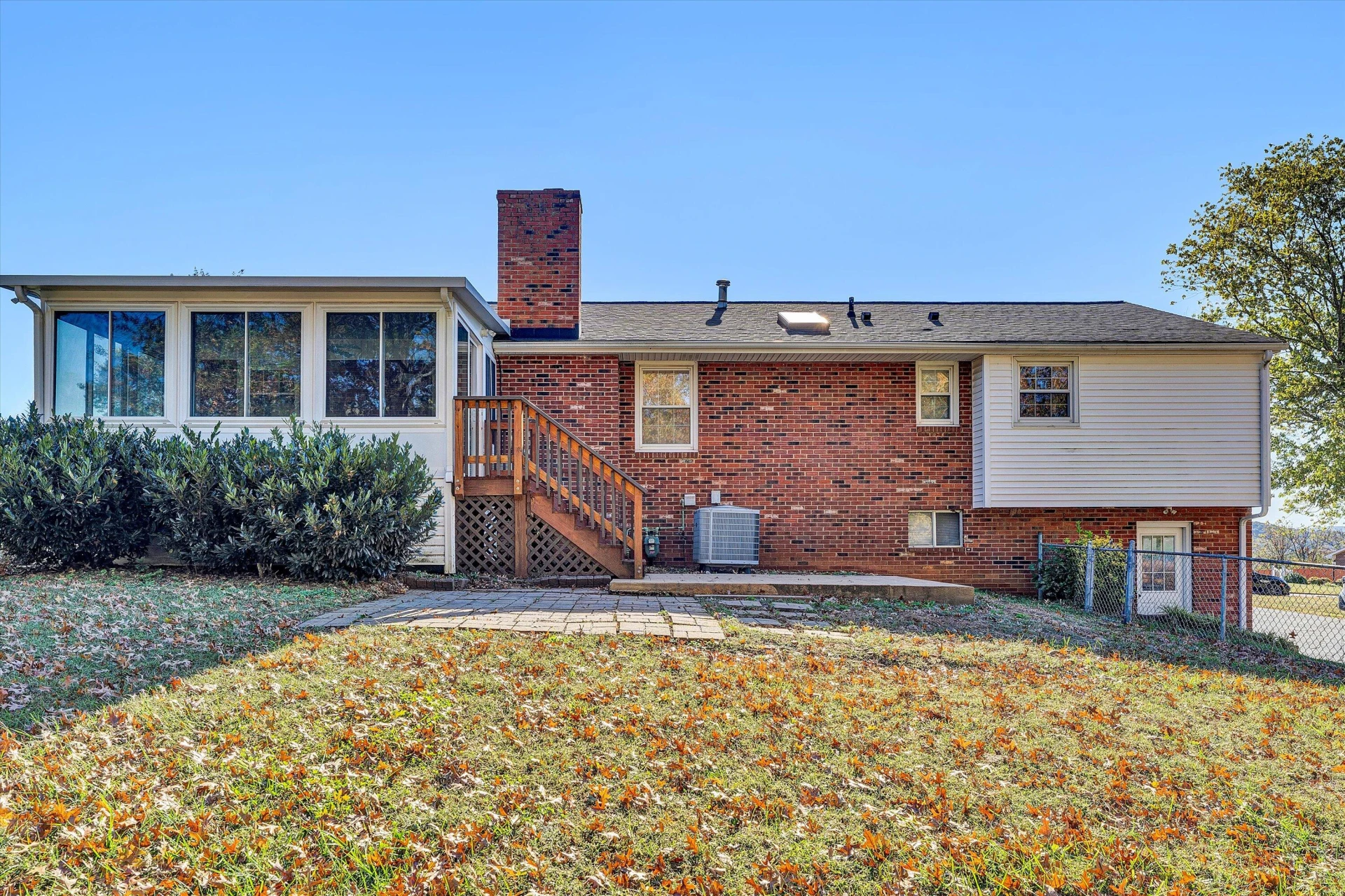 5068 JONATHAN LN - Photo 50