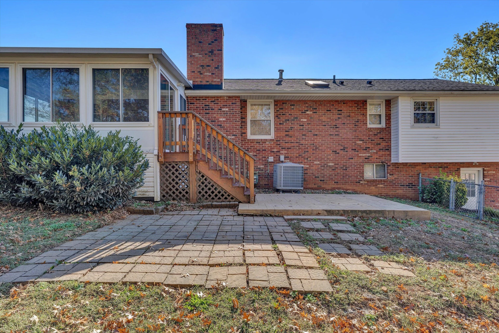 5068 JONATHAN LN - Photo 51