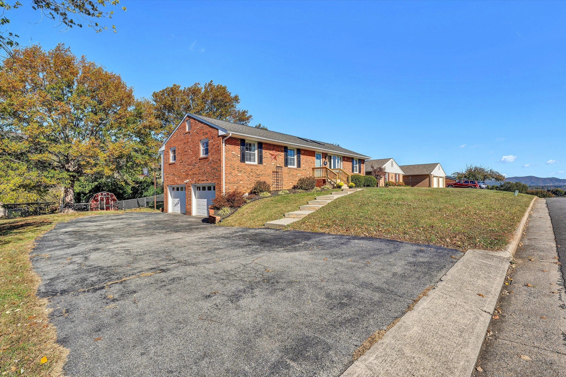 5068 JONATHAN LN - Photo 59