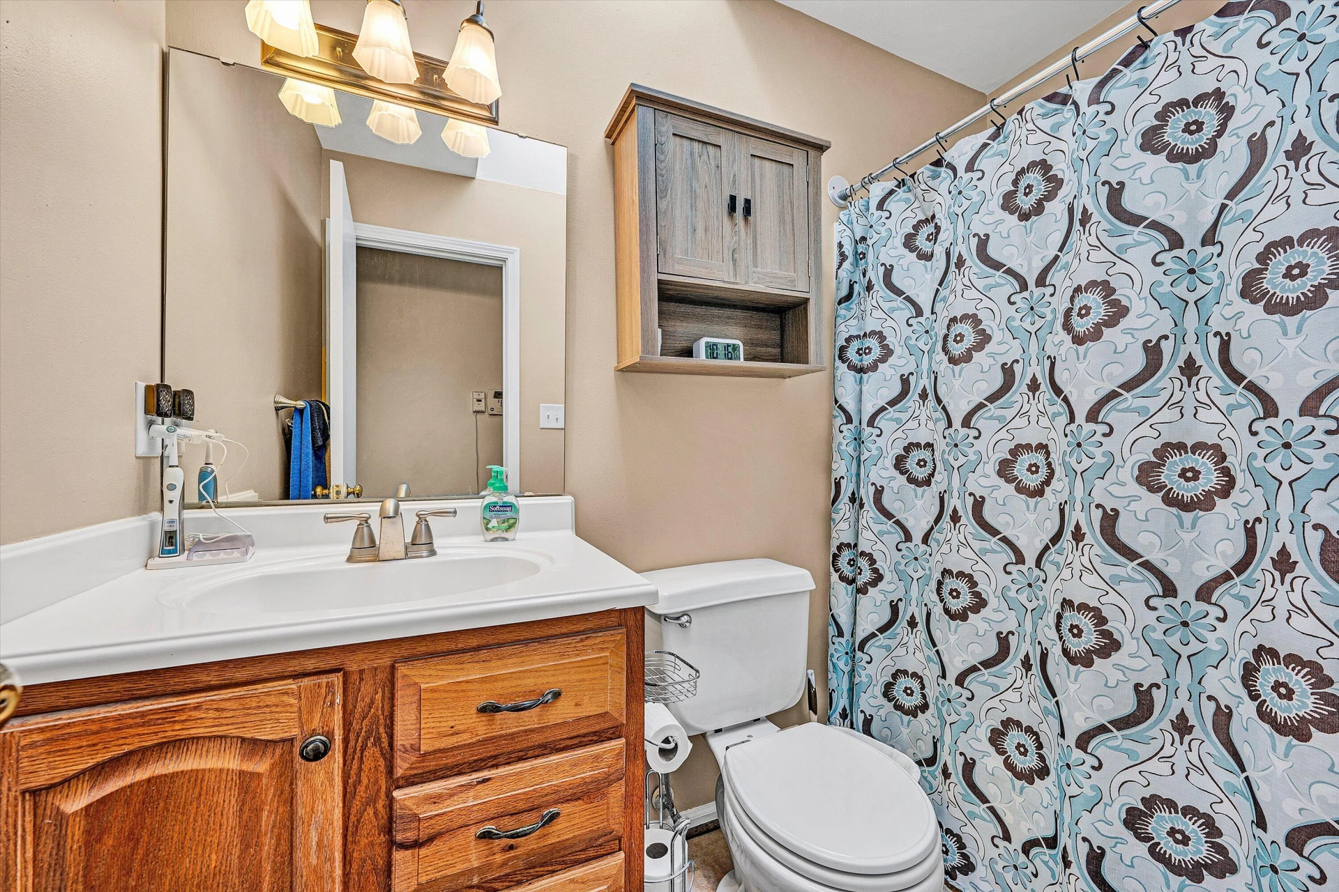 5625 Legate DR - Photo 6