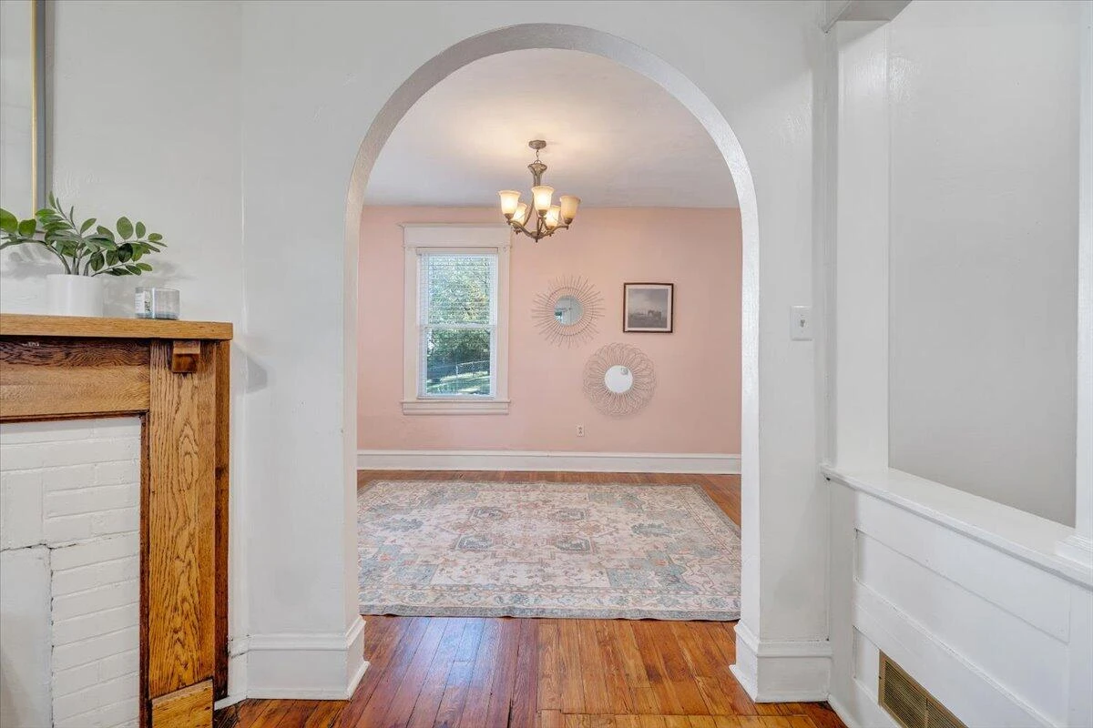 1008 5th ST SE - Photo 14