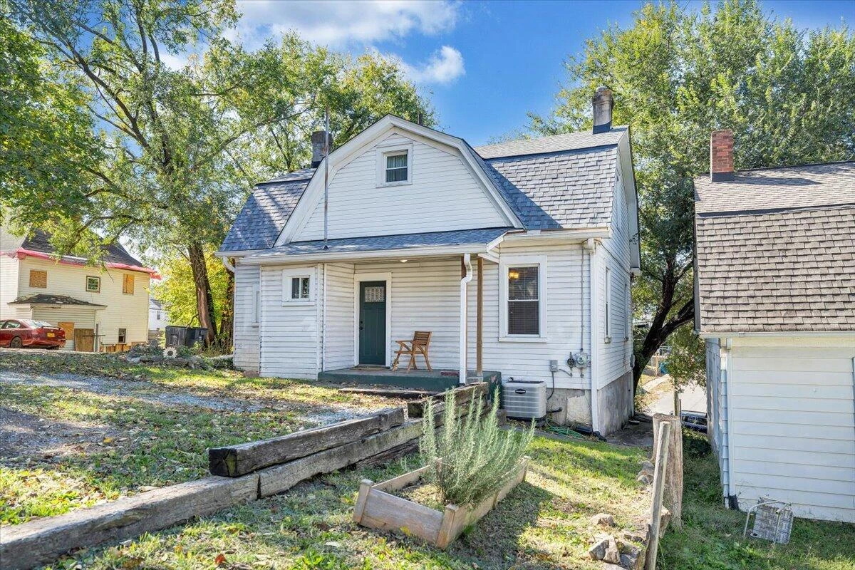 1008 5th ST SE - Photo 42
