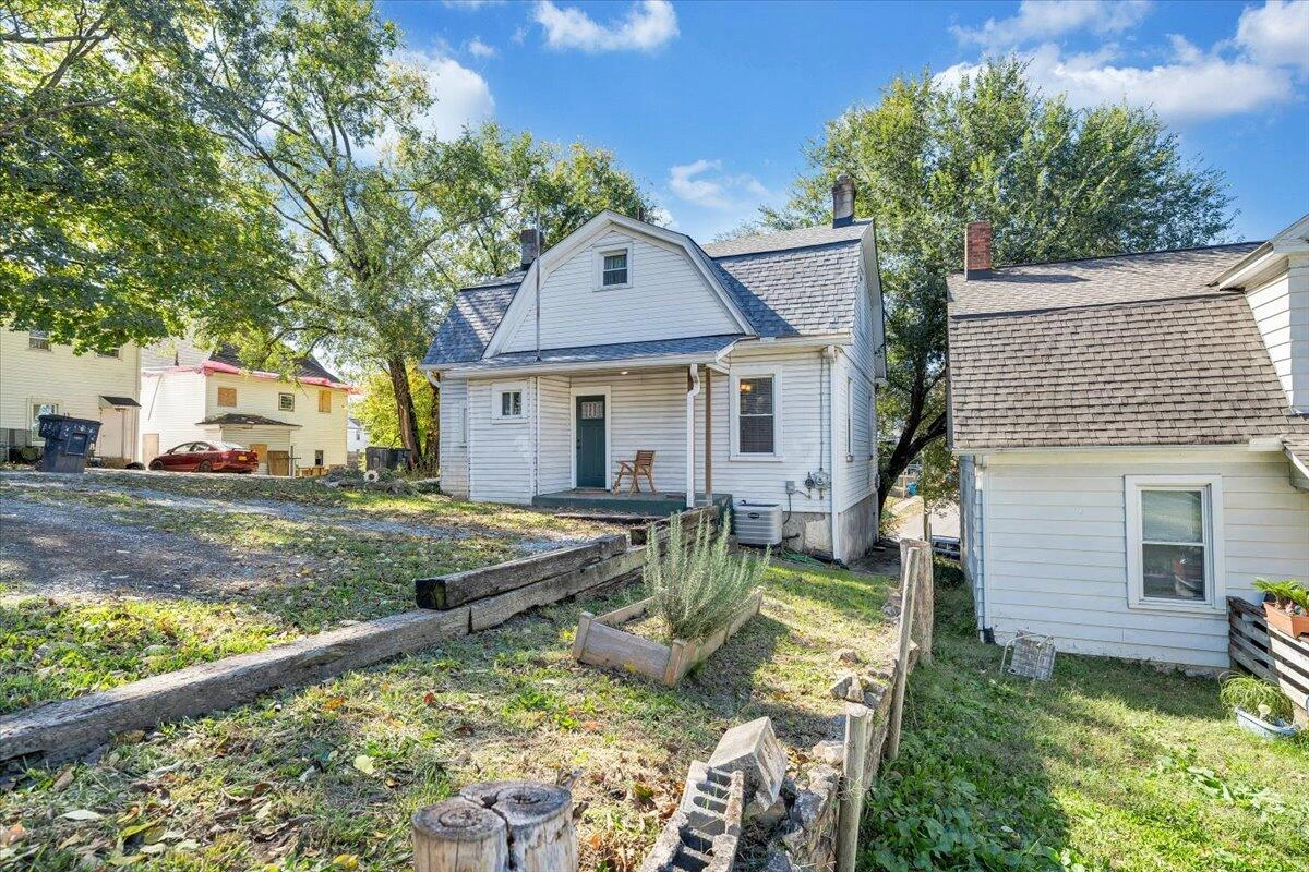 1008 5th ST SE - Photo 43