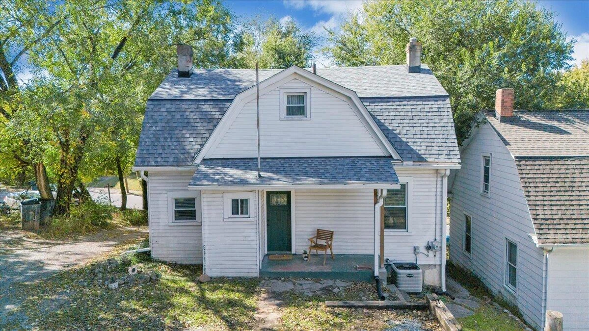 1008 5th ST SE - Photo 52